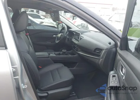 2025 Nissan Rogue Sv Fwd z USA, uszkodzony, nr VIN 5N1BT3BA4SC854462